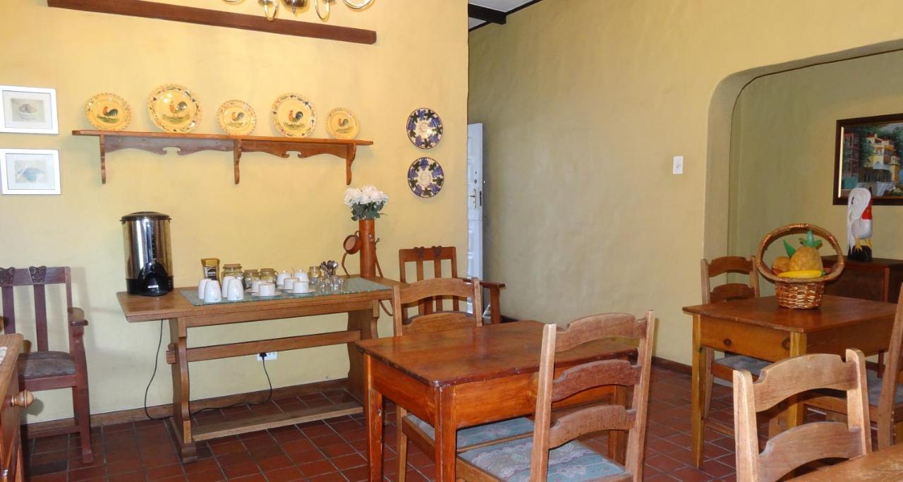 Be My Guest Lodge Bloubergstrand Buitenkant foto