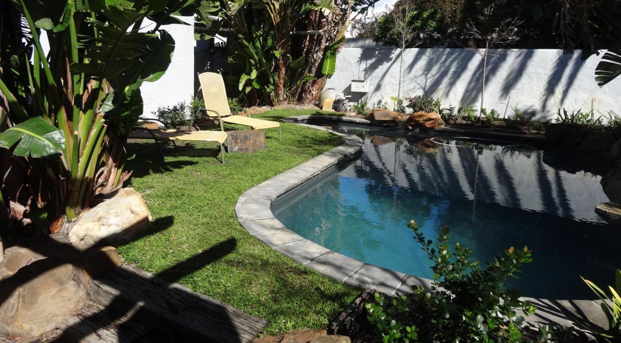Be My Guest Lodge Bloubergstrand Buitenkant foto