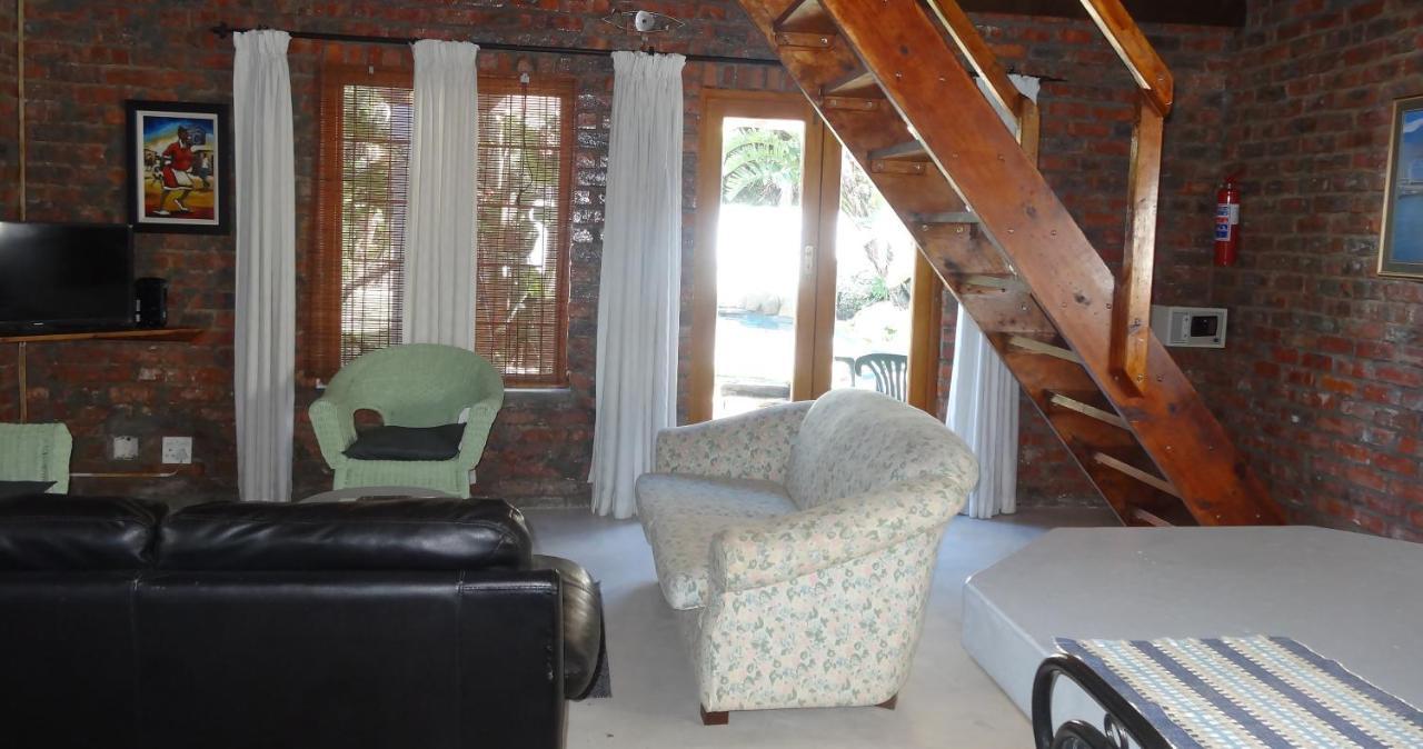 Be My Guest Lodge Bloubergstrand Buitenkant foto