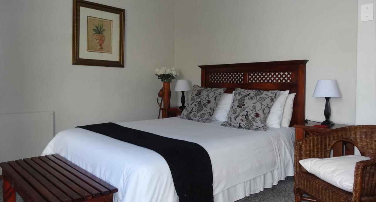 Be My Guest Lodge Bloubergstrand Buitenkant foto