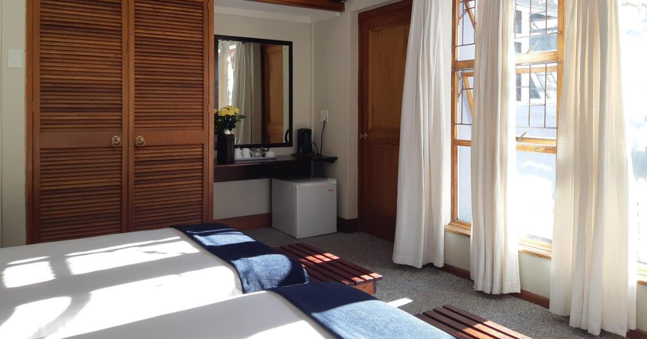 Be My Guest Lodge Bloubergstrand Buitenkant foto
