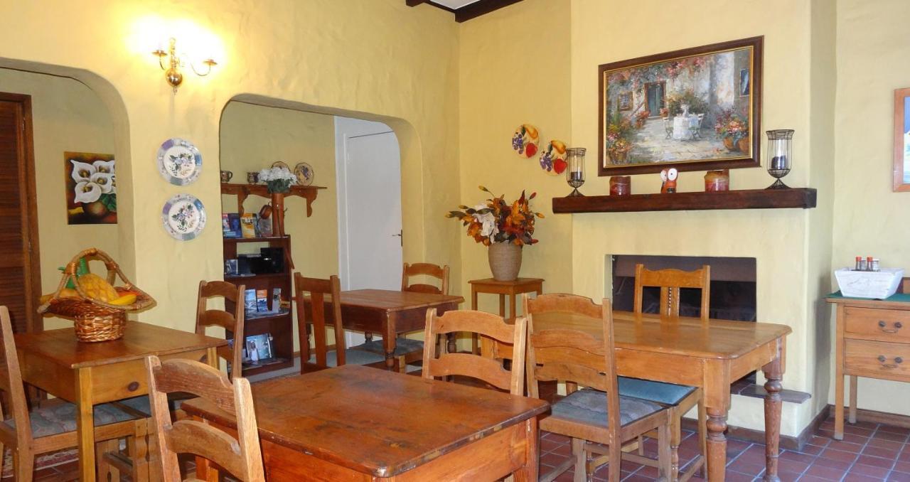 Be My Guest Lodge Bloubergstrand Buitenkant foto