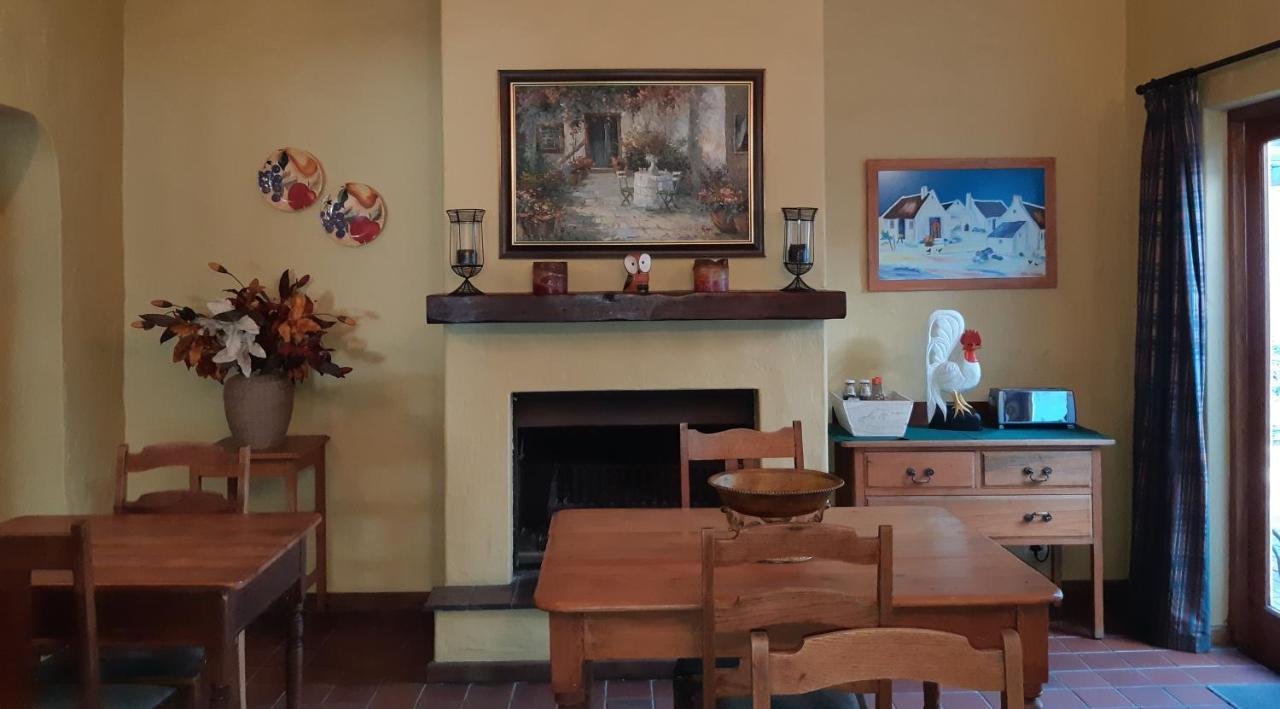 Be My Guest Lodge Bloubergstrand Buitenkant foto