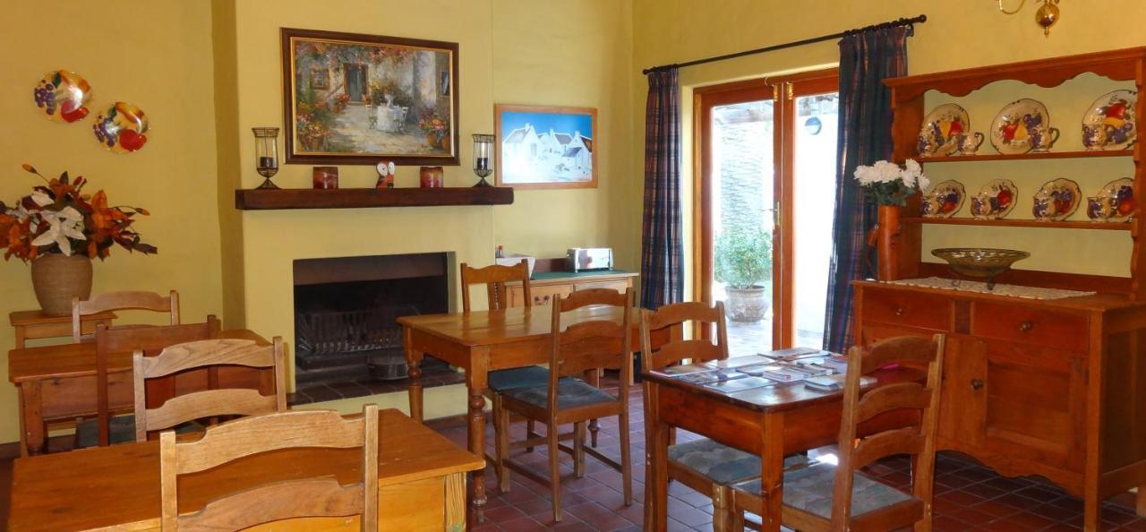 Be My Guest Lodge Bloubergstrand Buitenkant foto