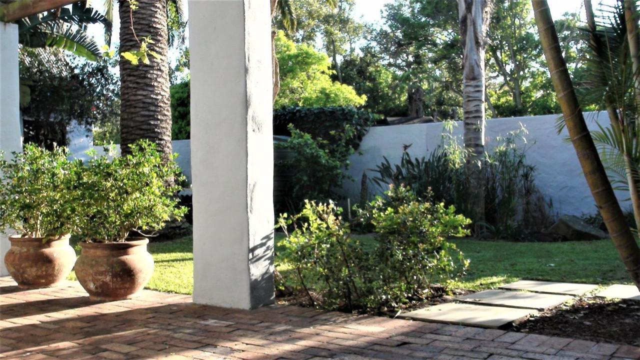 Be My Guest Lodge Bloubergstrand Buitenkant foto